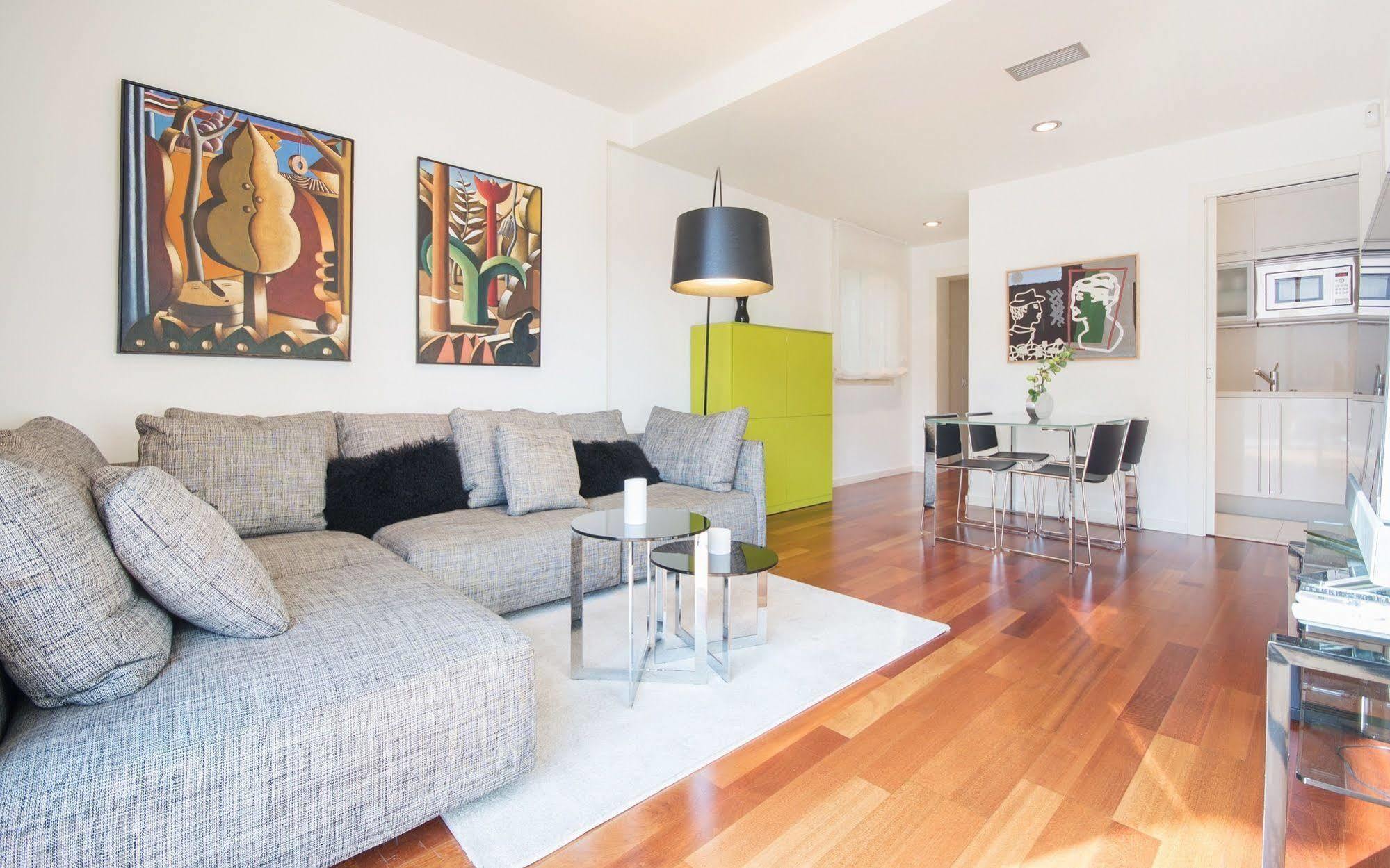 Rent Passeig De Gracia Barcelona