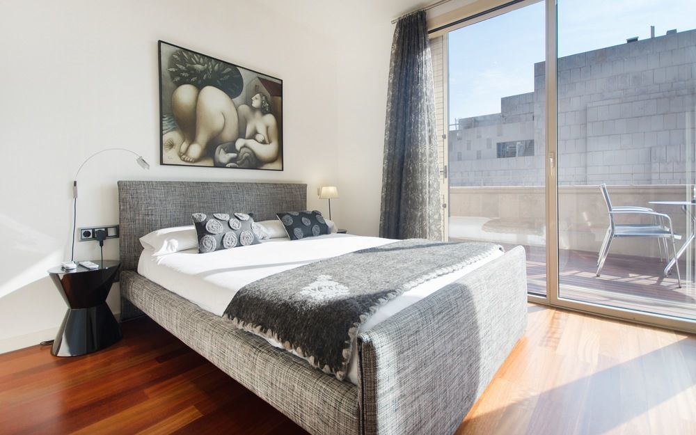 Rent Passeig De Gracia Hotel Barcelona